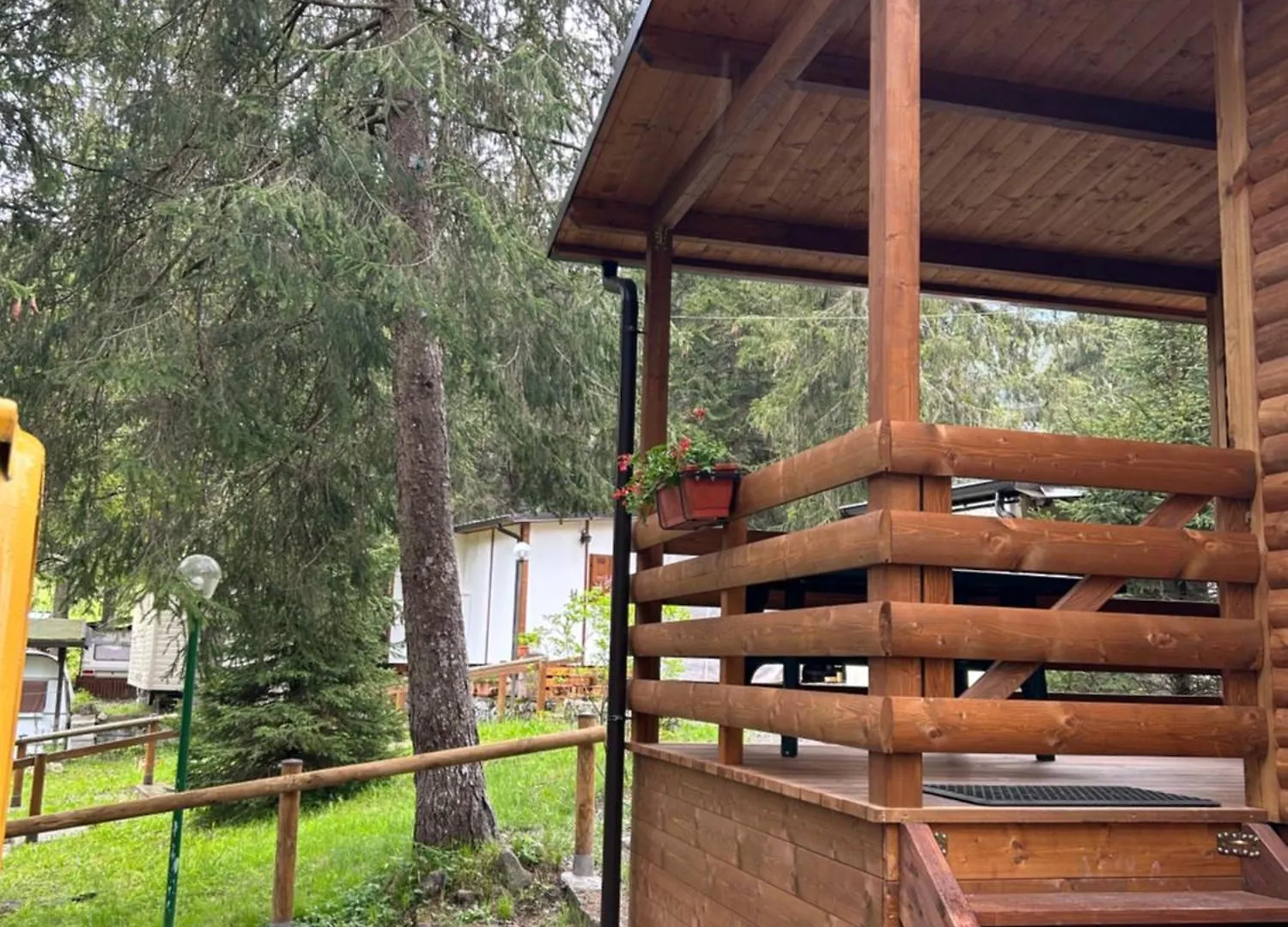 Camping Village Boscoblu' Borno 0*,
