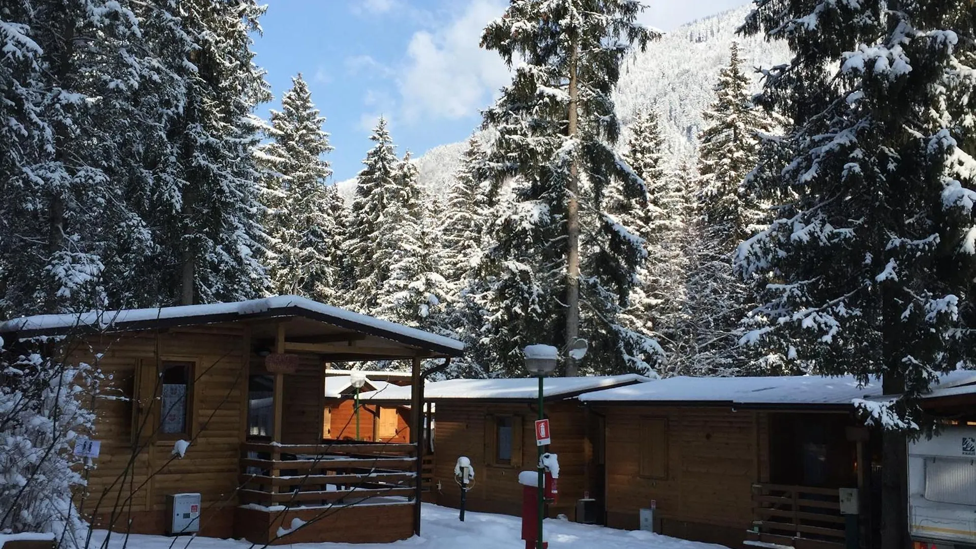 Campsite Camping Village Boscoblu' Borno Italy